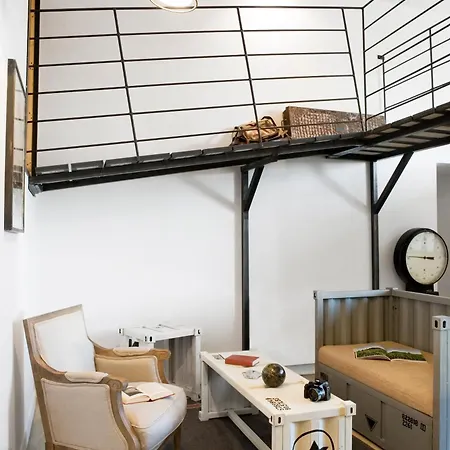 Surprenantes- Jules Verne 아파트