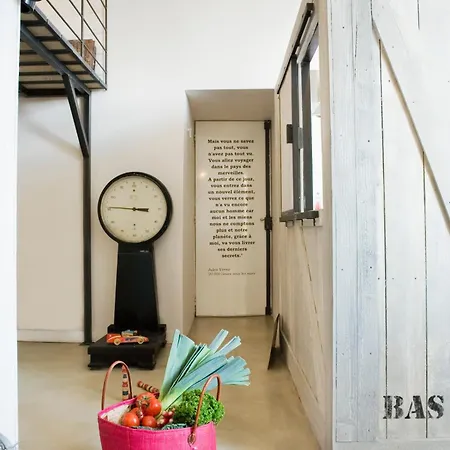 Surprenantes- Jules Verne נאנט