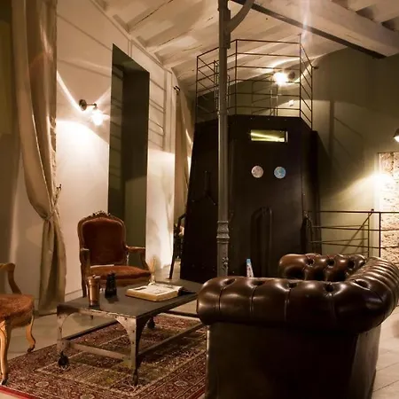 Apartament Unique A ! Surprenantes- Jules Verne *