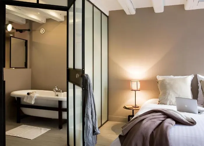 Unique A ! Surprenantes- Jules Verne