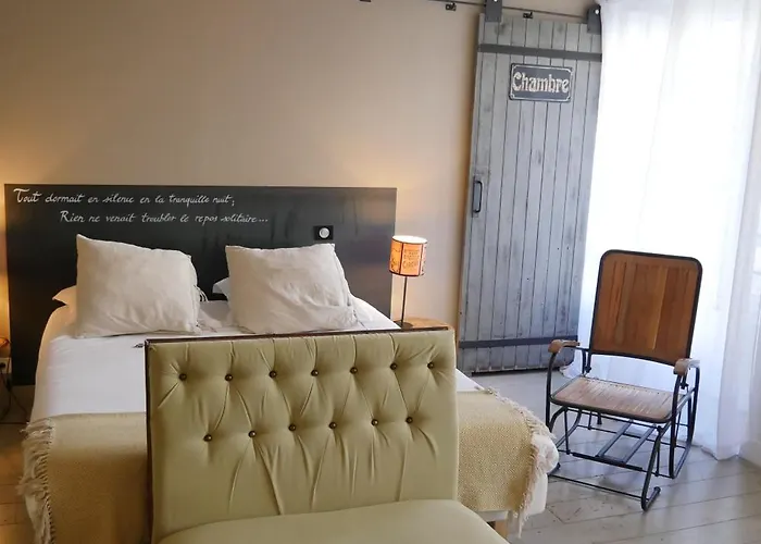 Unique A ! Surprenantes- Jules Verne *