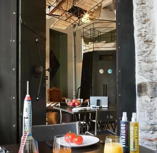 Unique A ! Surprenantes- Jules Verne Daire