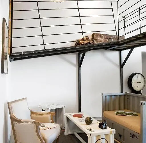 Unique A ! Surprenantes- Jules Verne Daire *