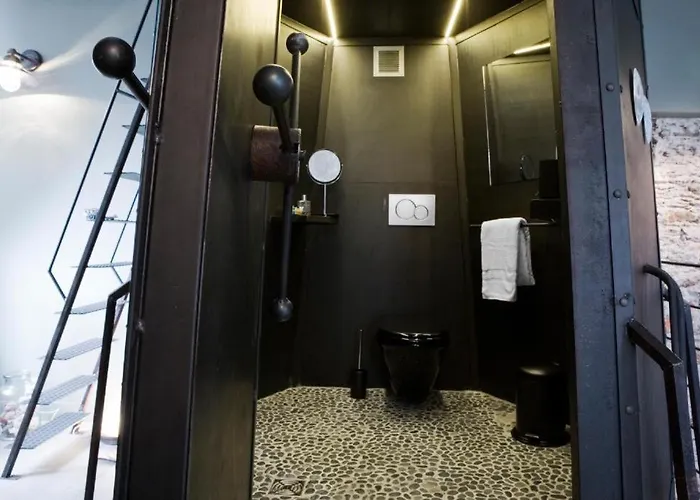 Unique A ! Surprenantes- Jules Verne Daire Nantes