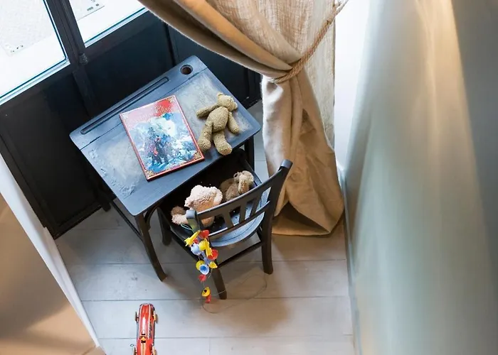 Unique A ! Surprenantes- Jules Verne *