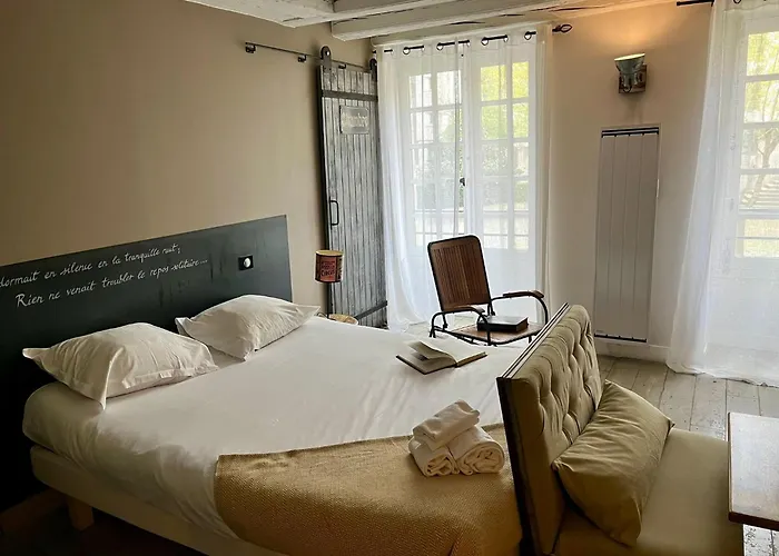 Unique A ! Surprenantes- Jules Verne ナント