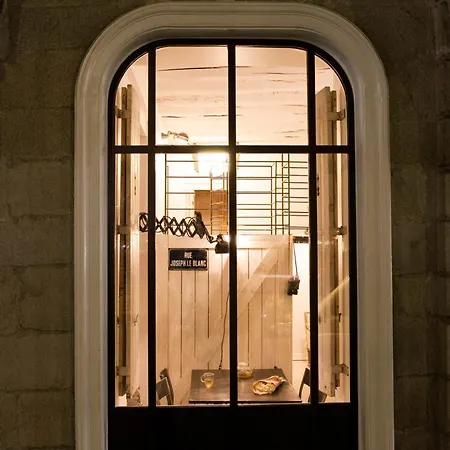 Surprenantes- Jules Verne ナント