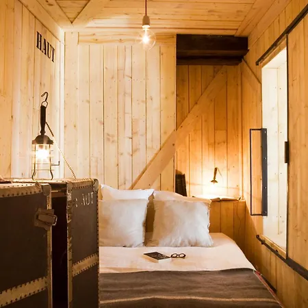 Surprenantes- Jules Verne ナント